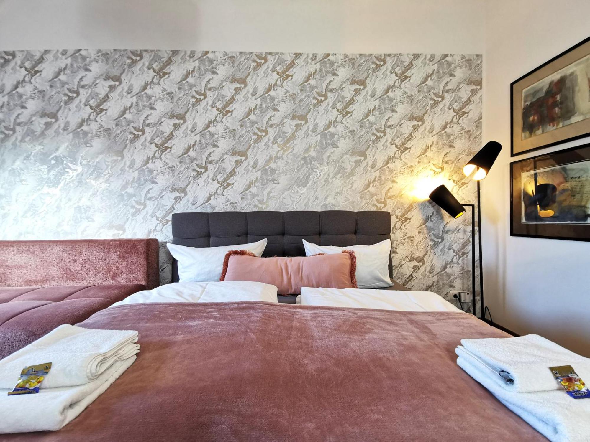 Bohnapartments Steigerwald - Natur In Der Stadt - Vollausstattung - Wlan - Gratis Parkplaetze Erfurt Esterno foto